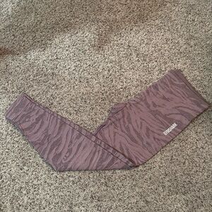 Gymshark Adapt Animal Seamless Leggings size Medium
